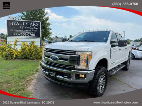 2017 Ford F250 Super Duty Crew Cab Lariat Pickup 4d 6 3/4 Ft - Image 1