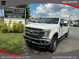 2017 Ford F250 Super Duty Crew Cab Lariat Pickup 4d 6 3/4 Ft - Image 1