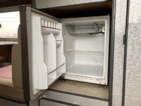 1993 NISSAN ATLAS 150 CAMPER TD27 EXE CAMPER