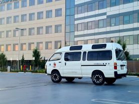 1995 TOYOTA HIACE COMMUTER VAN 3L DX