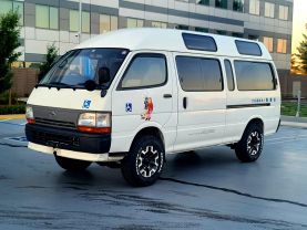 1995 TOYOTA HIACE COMMUTER VAN 3L DX