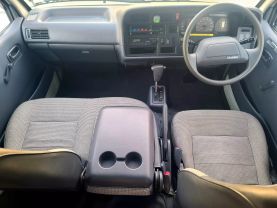 1995 TOYOTA HIACE COMMUTER VAN 3L DX