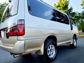 1994 TOYOTA HIACE VAN 1KZ-TE SUPER CUSTOM LIMITED