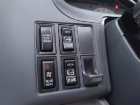 1996 TOYOTA GRANVIA VAN 1KZ-TE G