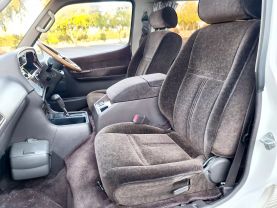 1994 TOYOTA HIACE VAN 1KZ-TE SUPER CUSTOM LIMITED