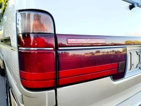 1994 TOYOTA HIACE VAN 1KZ-TE SUPER CUSTOM LIMITED