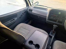 1995 TOYOTA HIACE COMMUTER VAN 3L DX