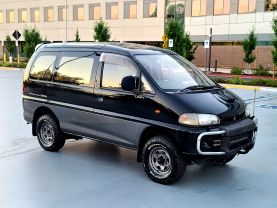 1995 MITSUBISHI DELICA SPACE GEAR VAN 4M40 SUPER EXCEED
