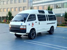 1995 TOYOTA HIACE COMMUTER VAN 3L DX