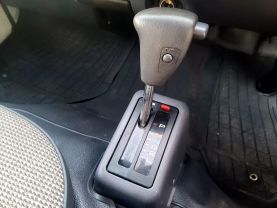 1995 TOYOTA HIACE COMMUTER VAN 3L DX
