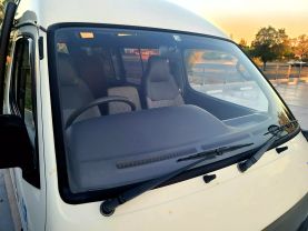 1995 TOYOTA HIACE COMMUTER VAN 3L DX