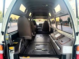 1995 TOYOTA HIACE COMMUTER VAN 3L DX