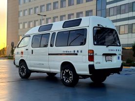 1995 TOYOTA HIACE COMMUTER VAN 3L DX