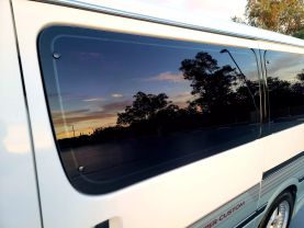 1994 TOYOTA HIACE VAN 2RZ-E SUPER CUSTOM