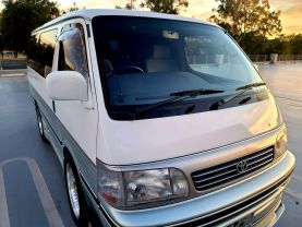 1994 TOYOTA HIACE VAN 2RZ-E SUPER CUSTOM