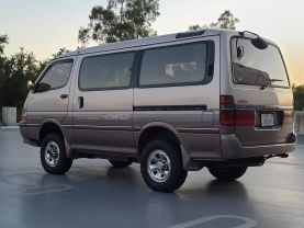 1993 TOYOTA HIACE VAN 3L SUPER CUSTOM LIMITED