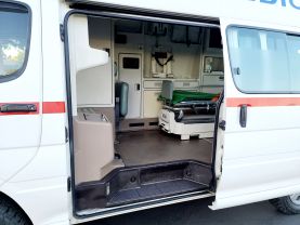 1996 TOYOTA HIACE COMMUTER VAN 1UZ-FE HIMEDIC AMBULANCE