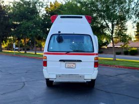 1996 TOYOTA HIACE COMMUTER VAN 1UZ-FE HIMEDIC AMBULANCE