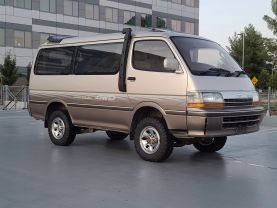 1993 TOYOTA HIACE VAN 3L SUPER CUSTOM LIMITED
