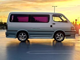 1994 TOYOTA HIACE VAN 2RZ-E SUPER CUSTOM