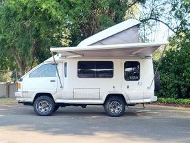 1992 TOYOTA TOWNACE CAMPER 2C EUROPEAN CAMPER