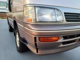 1995 TOYOTA HIACE VAN 1KZ-TE SUPER CUSTOM LIMITED