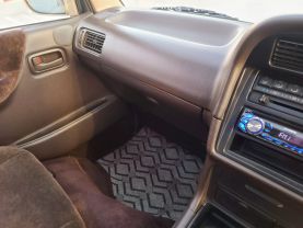 1995 TOYOTA HIACE VAN 1KZ-TE SUPER CUSTOM LIMITED