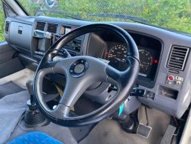 1996 TOYOTA HIACE CAMPER 3L LAIKA