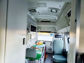 1996 TOYOTA HIACE COMMUTER VAN 1UZ-FE HIMEDIC AMBULANCE