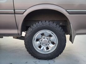 1993 TOYOTA HIACE VAN 3L SUPER CUSTOM LIMITED