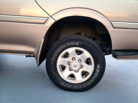 1995 TOYOTA HIACE VAN 1KZ-TE SUPER CUSTOM LIMITED