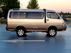 1995 TOYOTA HIACE VAN 1KZ-TE SUPER CUSTOM LIMITED