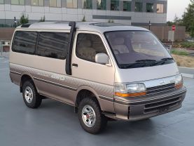 1993 TOYOTA HIACE VAN 3L SUPER CUSTOM LIMITED
