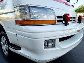 1996 TOYOTA HIACE COMMUTER VAN 1UZ-FE HIMEDIC AMBULANCE