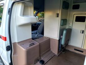 1996 TOYOTA HIACE COMMUTER VAN 1UZ-FE HIMEDIC AMBULANCE