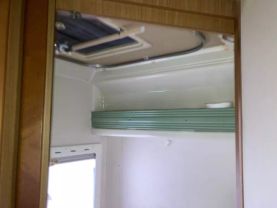 1996 TOYOTA HIACE CAMPER 3L LAIKA