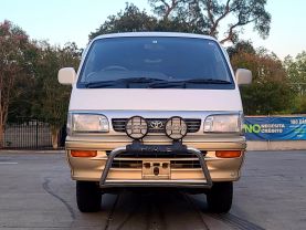 1994 TOYOTA HIACE VAN 1KZ-TE SUPER CUSTOM LIMITED