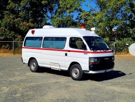 1993 TOYOTA HIACE COMMUTER VAN 3L AMBULANCE