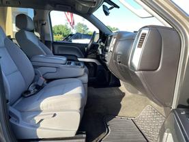 2015 CHEVROLET SILVERADO 1500 CREW CAB PICKUP V8, ECOTEC3, 5.3 LITER LT PICKUP 4D 6 1/2 FT - LA Auto Star in Virginia Beach, VA