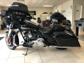 2015 Harley Davison Flhx Street Glide - - Image 2