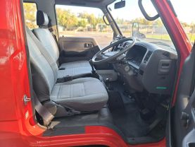 1996 TOYOTA DYNA TRUCK 3L FIRE TRUCK