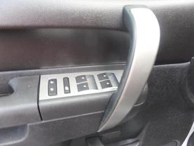 2012 CHEVROLET SILVERADO 1500 CREW CAB PICKUP V8, FLEX FUEL, 5.3 LITER LT PICKUP 4D 5 3/4 FT at Gael Auto Sales in El Paso, TX