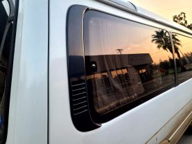 1994 TOYOTA HIACE VAN 1KZ-TE SUPER CUSTOM LIMITED
