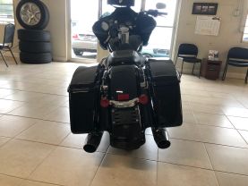 2019 Harley Davison Road Glide - - Image 5