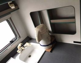 1995 ISUZU ELF 150 CAMPER 4JG2 TERRA 500