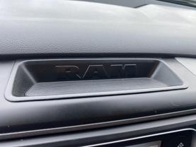 Used 2018 RAM 2500 CREW CAB PICKUP 6-CYL, TURBO DSL, 6.7L TRADESMAN PICKUP 4D 6 1/3 FT - LA Auto Star located in Virginia Beach, VA