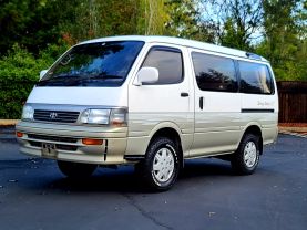 1996 TOYOTA HIACE VAN 2RZ-E LIVING SALOON EX