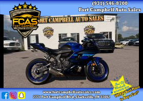 2024 YAMAHA YZF-R7 SPORTBIKES - -