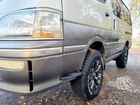 1996 TOYOTA HIACE VAN 1KZ-TE SUPER CUSTOM LIMITED