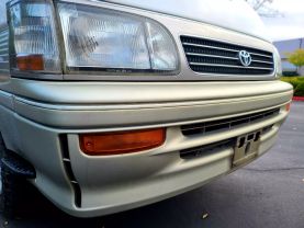 1996 TOYOTA HIACE VAN 2RZ-E LIVING SALOON EX
